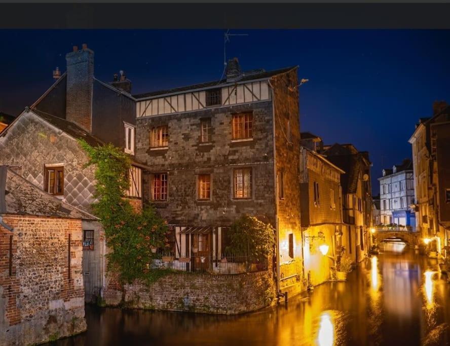 Appartamento Chic Et Normand, Parking Facile, Wifi Hd Pont-Audemer Esterno foto